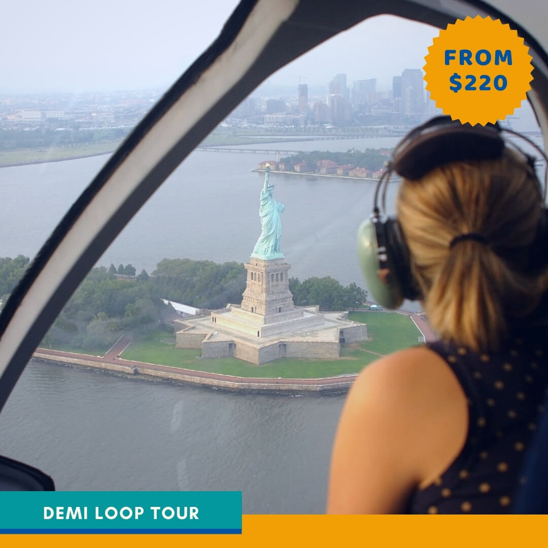 Demi Loop Helicopter Ride over the New York Bay