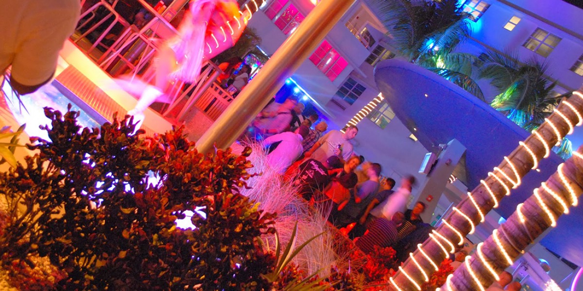 THE ULTIMATE GUIDE TO BARS AND NIGHTCLUBS IN MIAMI